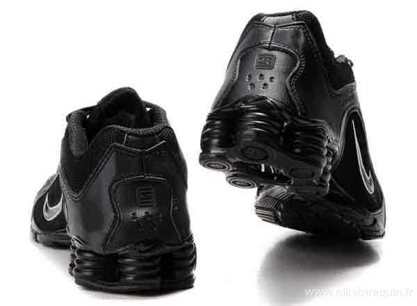 Nike Shox R5 les chaussures bien sur de noir (2)